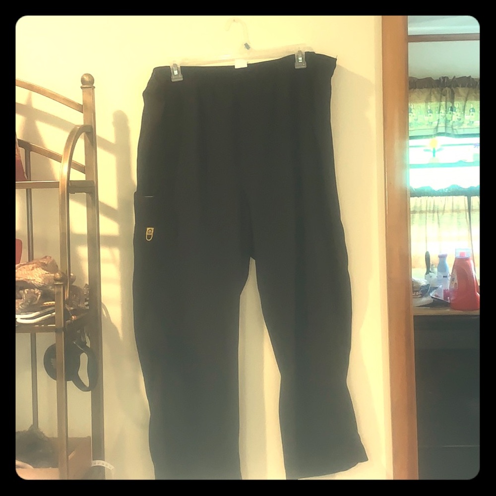 WonderW!nk black scrub pants 🦋